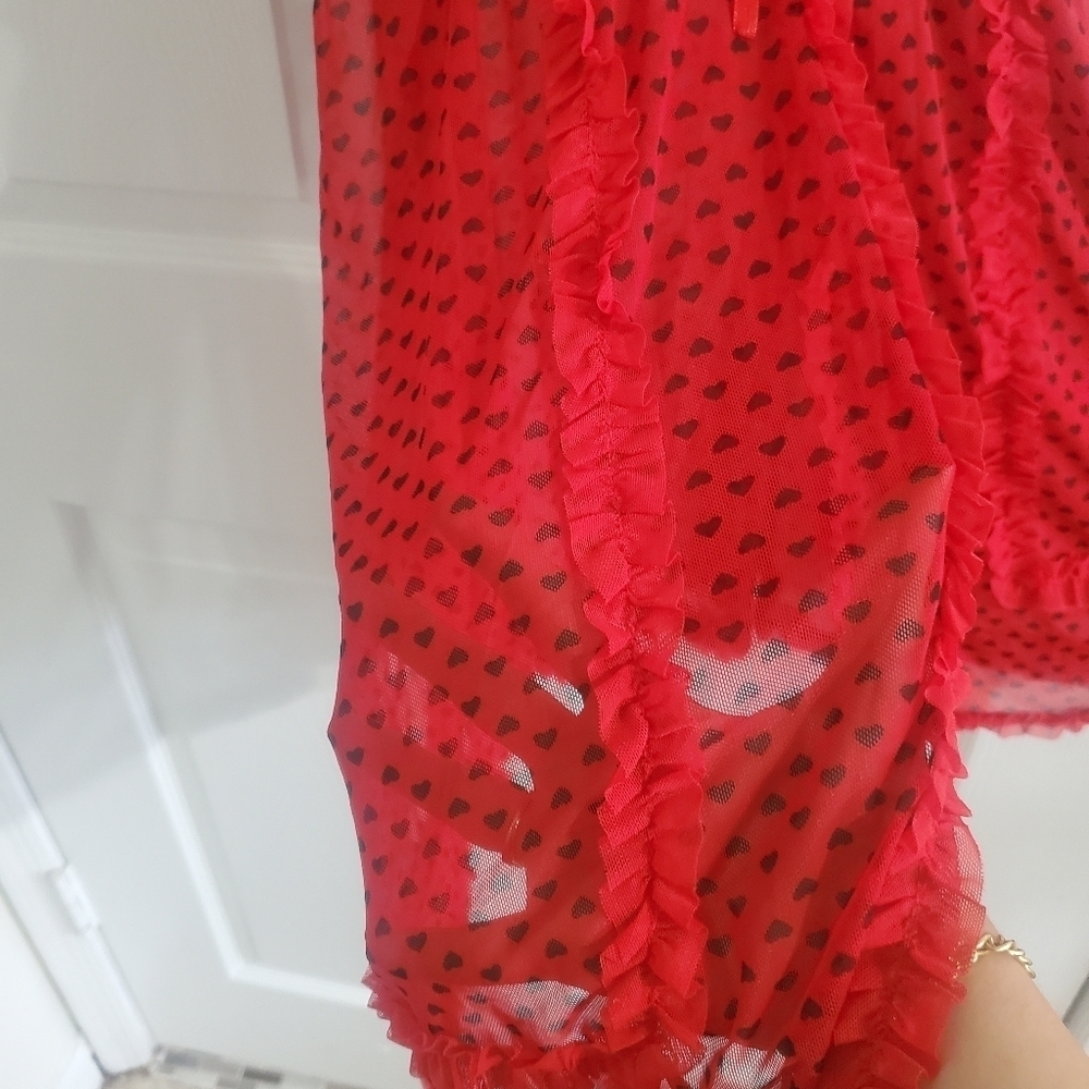 Red Ruffled Chemise - Picture 4 of 5